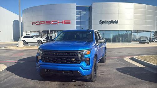 2025 Chevrolet Silverado 1500 Custom