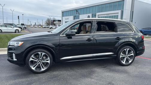 2023 Audi Q7 55 Prestige