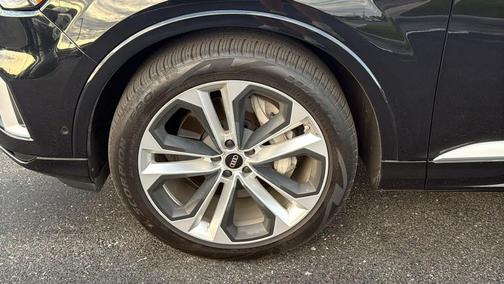 2023 Audi Q7 55 Prestige