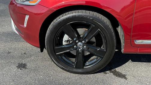 2017 Volvo XC60 T5 Dynamic