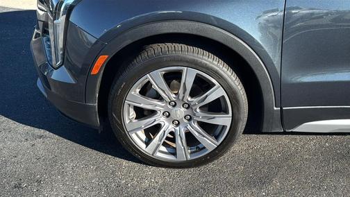 2019 Cadillac XT4 Premium Luxury