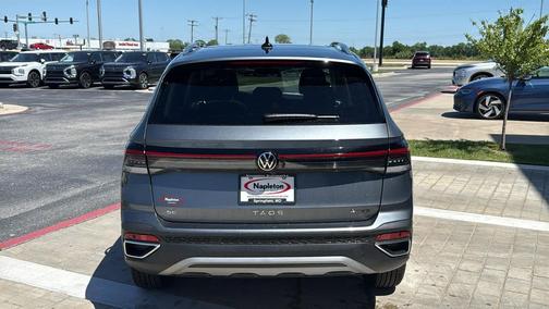 Platinum Gray Metallic 2026 Volkswagen Taos SE