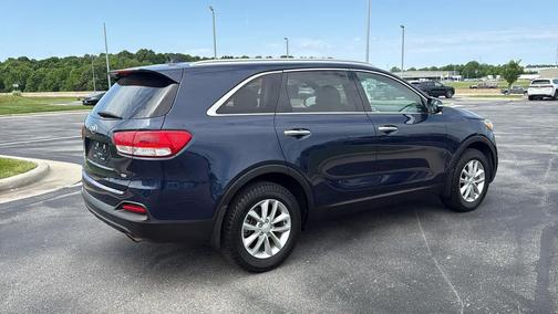 Blaze Blue 2018 Kia Sorento LX