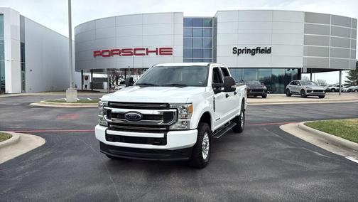 Oxford White 2022 Ford F-250 XLT