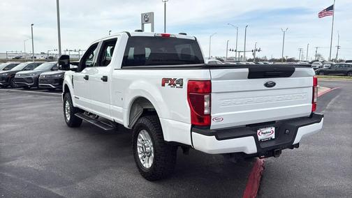 Oxford White 2022 Ford F-250 XLT