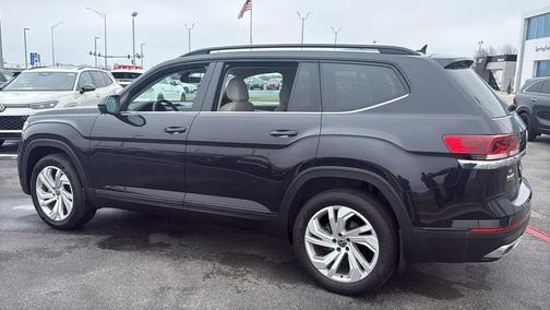 2023 Volkswagen Atlas 2.0T SE w/Technology