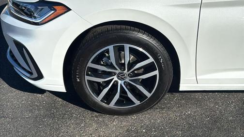 2026 Volkswagen Jetta 1.4T SE