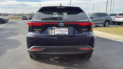 2022 Toyota Venza LE