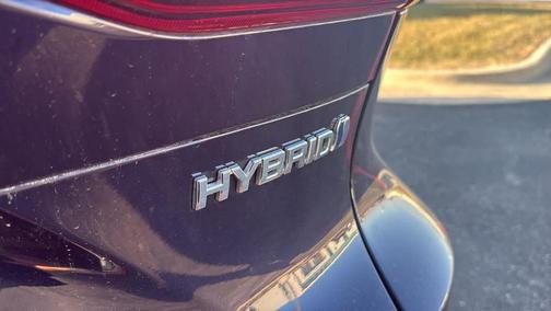 2022 Toyota Venza LE