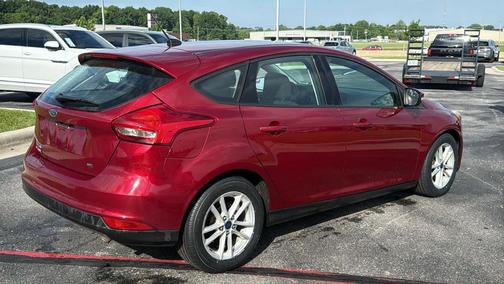 Ruby Red Metallic Tinted Clearcoat 2017 Ford Focus SE