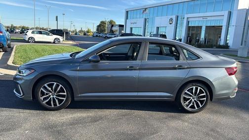 2025 Volkswagen Jetta 1.5T SE