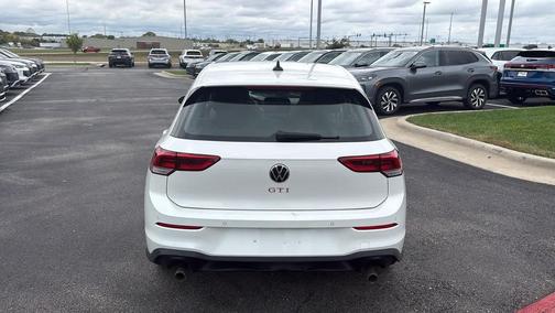 2024 Volkswagen Golf GTI 2.0T SE DSG