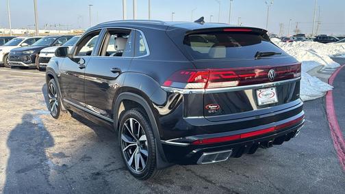 2026 Volkswagen Atlas Cross Sport 2.0T SEL Premium