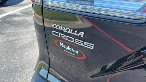 2022 Toyota Corolla Cross LE