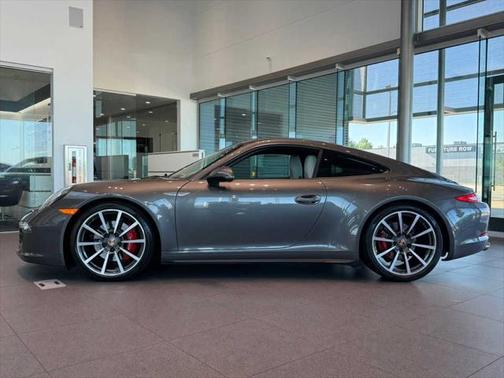 2013 Porsche 911 Carrera 4S