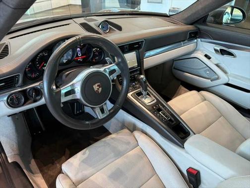 2013 Porsche 911 Carrera 4S