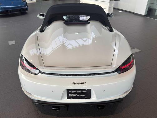 2023 Porsche 718 Spyder Roadster