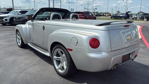 2004 Chevrolet SSR LS Reg Cab 116.0 WB