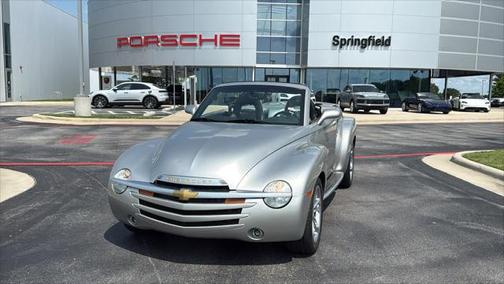 2004 Chevrolet SSR LS Reg Cab 116.0 WB