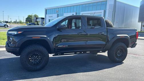Onyx Black 2025 GMC Canyon AT4