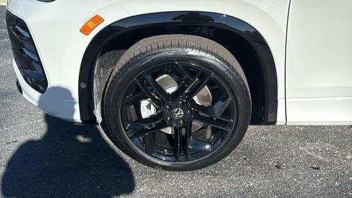 2026 Volkswagen Tiguan 2.0T SE R-Line Black 4MOTION