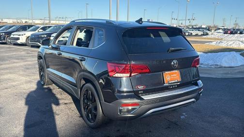 2022 Volkswagen Taos 1.5T SE