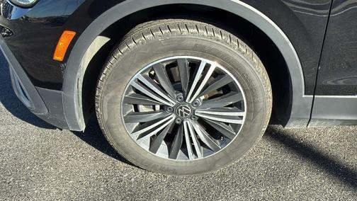 2024 Volkswagen Tiguan 2.0T Wolfsburg Edition