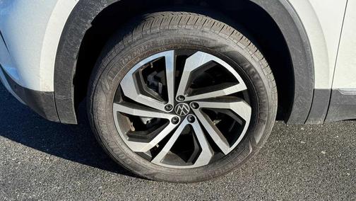 2023 Volkswagen Atlas 2.0T SEL