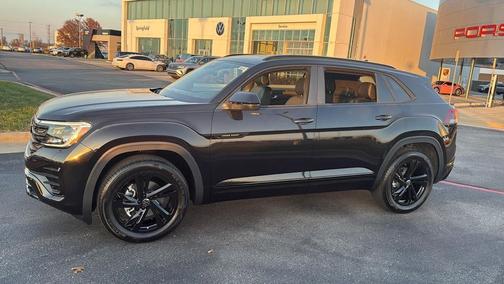 2026 Volkswagen Atlas Cross Sport 2.0T SEL