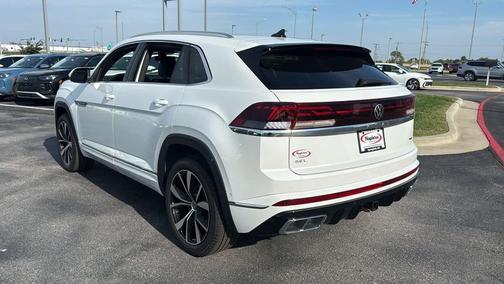 2026 Volkswagen Atlas Cross Sport 2.0T SEL Premium