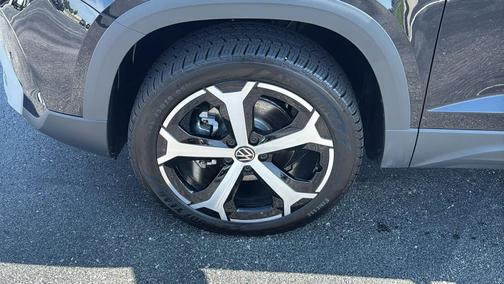 2025 Volkswagen Taos 1.5T SEL