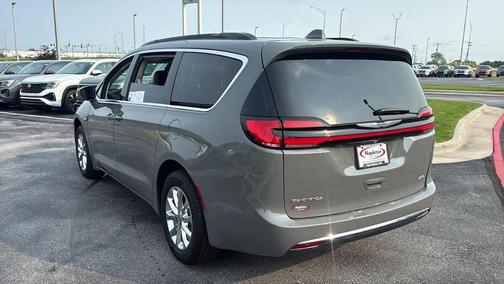 Ceramic Gray Clearcoat 2022 Chrysler Pacifica Touring L