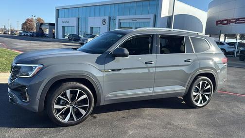 2026 Volkswagen Atlas 2.0T SEL Premium R-Line 4MOTION