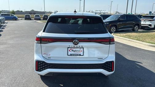 2025 Volkswagen Tiguan 2.0T SE R-Line Black 4MOTION