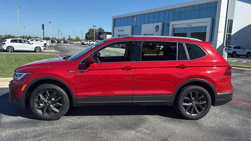 2023 Volkswagen Tiguan 2.0T SE