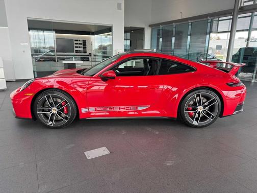 2026 Porsche 911 Carrera 4S