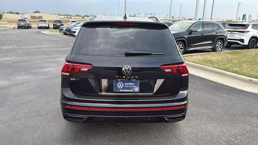 2024 Volkswagen Tiguan 2.0T SE R-Line Black