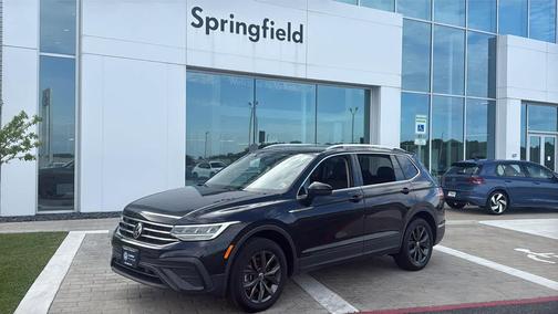 Deep Black Pearl 2023 Volkswagen Tiguan 2.0T SE 4MOTION