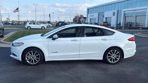 2017 Ford Fusion Hybrid S
