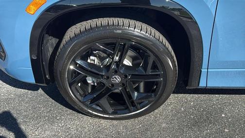 2026 Volkswagen Tiguan 2.0T SE R-Line Black 4MOTION