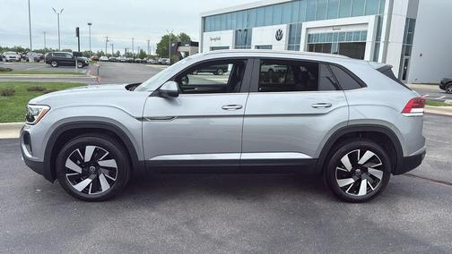 2025 Volkswagen Atlas Cross Sport 2.0T SE w/Technology 4MOTION