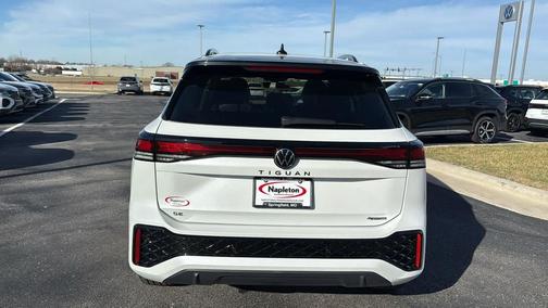 2026 Volkswagen Tiguan 2.0T SE R-Line Black 4MOTION