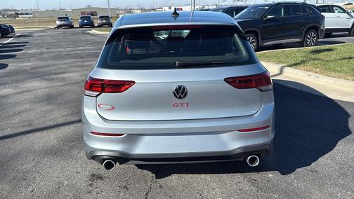 2026 Volkswagen Golf GTI 2.0T SE DSG