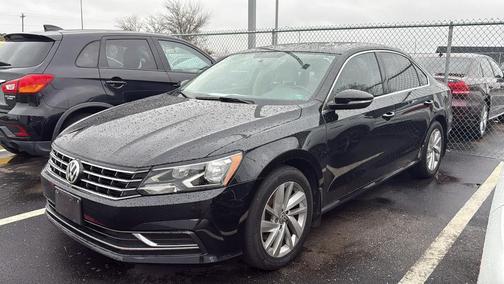 2018 Volkswagen Passat 2.0T SE