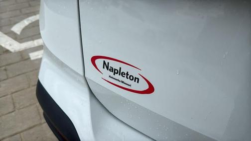 Pure White 2022 Volkswagen Taos 1.5T S