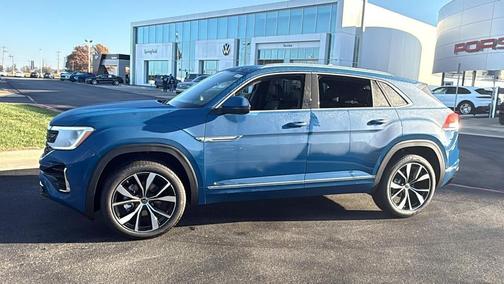 2026 Volkswagen Atlas Cross Sport 2.0T SEL Premium