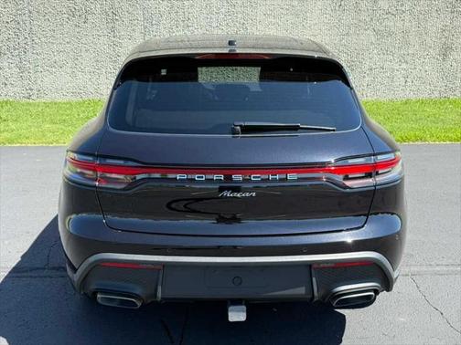 2024 Porsche Macan AWD