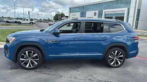 2025 Volkswagen Atlas 2.0T SEL Premium R-Line 4MOTION