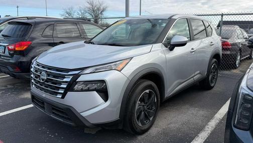 2025 Nissan Rogue SV