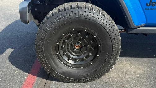 2022 Jeep Gladiator Willys 4x4